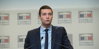 He was the lead candidate of the national rally in the 2019 european parliament election in france. Europeennes Jordan Bardella Tete De Liste Du Rassemblement National Aux Airs De Faire Valoir