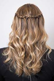 Die magnolia hairbst videoreihe läuft in vollen zügen und gerade wenn man lange haare hat, können windige herbsttage eine herausforderung sein. 1001 Schnelle Und Leichte Frisuren Zum Nachstylen Leichte Frisuren Lange Haare Schone Frisuren Lange Haare Geflochtene Frisuren