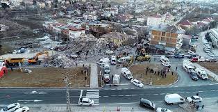 Malatya'da deprem anında oluşan toz bulutu kamerada. Elazig Ve Malatya Son Depremler Kandilli Afad 25 Ocak 2020 Deprem Listesi Deprem Mi Oldu