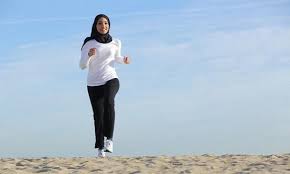 توجد بعض السلوكيات الخاطئة والتى يمارسها الكثيرون أثناء مزاولة رياضة. Ø­Ù‚ÙŠÙ‚Ø© Ø¨Ø¯Ù‚ÙŠÙ‚Ø© ÙÙˆØ§Ø¦Ø¯ Ø±ÙŠØ§Ø¶Ø© Ø§Ù„Ù…Ø´ÙŠ