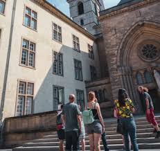 OFFICIAL GUIDED TOURS