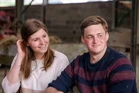 1983) is an international tennis star, and her father lei won the 1988 gouden schoen (golden boot) as belgium's top soccer player. Bart En Celine Uit Boer Zkt Vrouw Home Sweet Home Zijn Verloofd