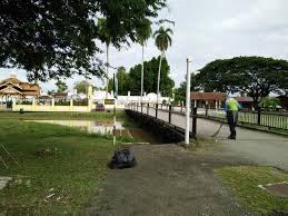 Kedah royal mausoleum or langgar royal mausoleum is a kedah royal burial grounds. Makam Diraja Jalan Jalan Cari Makan Di Kedah Rasmi Facebook