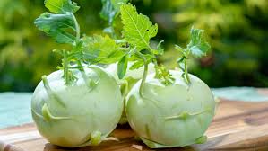 what does kohlrabi taste like