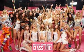 Dans le top 2013 du célèbre magazine, la belle blonde arrive en tête loin devant zooey deschanel ou kelly rowland. Les Plus Belles Femmes Du Monde Reunies Articles De Presse