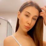 Susan Negrete's Instagram, Twitter & Facebook