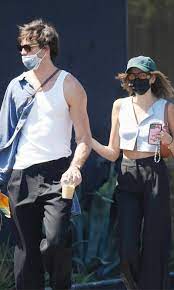 Jacob elordi is an australian actor. Kaia Gerber And Jacob Elordi Packed On The Pda While Out In La
