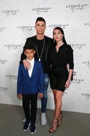 Lennard hatte laut eigenen angaben vor zehn jahren mehrere verabredungen mit ronaldo und in den letzten 18 monaten kontakt zu ihm. Cristiano Ronaldo Junior Gala De