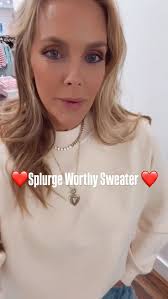 In honor of Mae sending her first daughter to Baylor this year 🐻💚💛, we  are celebrating 🎉 by giving away a pair of Oncepts in BAYLOR GREEN & GOLD!  These are the