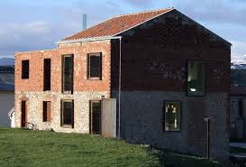 La Ruina Habitada Lofts A Louer A Porquera De Los Infantes A Louer Maisons Rustiques Maison Style