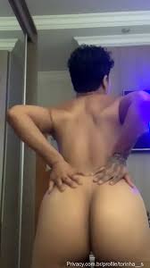 Torinha transando gostoso dando sua buceta sem camisinha