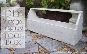 Maybe you would like to learn more about one of these? Diy Vintage Inspired Toolbox From Old Fence Pickets Confessions Of A Serial Do It Yourselfer