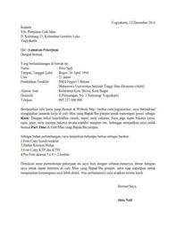 Panduan cara membuat surat lamaran kerja surat lamaran kerja ini tentu akan sangat dibutuhkan bagi anda yang akan melamar pekerjaan. 11 Surat Lamaran Ideas Surat Creative Cv Curriculum Vitae