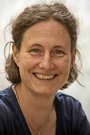 Corona-Aktion der Göttinger Künstlerin Odine Lang: 26 Kunstwerke sind ein  „Mutalphabet“