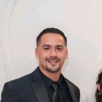 300+ perfiles de «Ale Bustamante»