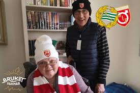 Adelstam hade en kanonmatch och nätade 3 baljor. Nuiiwjfa Vffpm