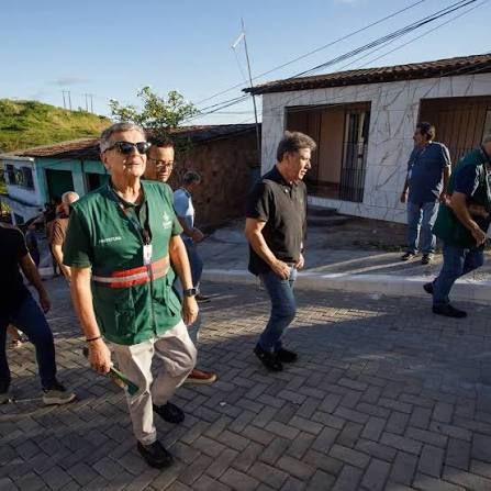 Lula Cabral abre programação dos 149 anos do Cabo com entrega de 14 ruas  pavimentadas em Ponte dos Carvalhos e Pontezinha O prefeito do Cabo de  Santo Agostinho, Lula Cabral, abriu nesta