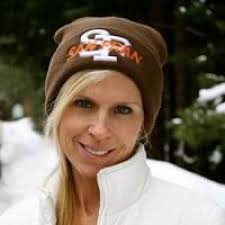 Employees by Last Name