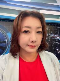 趕快來我們在#榮星花園（小編盡力了宗憲和智強沒完全擠進框我先sorry) #核三延役投同意#明天一定要出來投票#