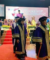 7.2 car parking for graduate, parents/guest of graduates. Tahniah Kepada Semua Graduan Vivy Yusof Teruja Sambut Konvokesyen Uitm Pertamanya Gempak