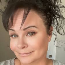 만나서 반가워요 🧡 제 IG는 @sam.waziri.fitness