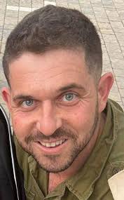 IT'S SO PAINFUL We mourn for IDF reservists Moshiko Maxim Rozenwald, 35,  and Alexander Anosov, 26, who were killed during combat against Hamas  terrorists in southern Gaza. May God comfort the… |