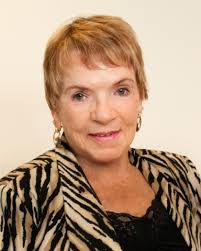 Evelyn Hallett's Instagram, Twitter & Facebook