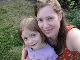 Amanda Cowell's Instagram, Twitter & Facebook