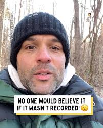 Thats one very brave birdy 👀