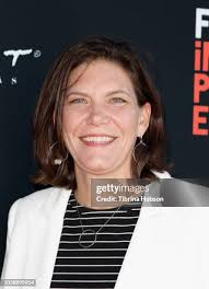 21 Photos & High Res Pictures