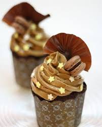 Cupcake De Chocolate Con Crema De Cafe Http Www Philipssenseo Com Ar Home Http Www Facebook Com Philipssenseoa Eat Cupcakes Yummy Cupcakes Cafe Delight