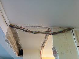 Voir toute la sélection pinceaux, rouleaux et accessoires. Cacher Les Fils Electrique Dans Le Plafond Et Mur 16 Messages
