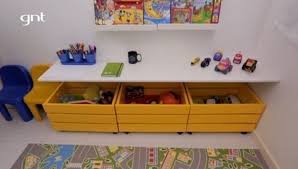 Caixa Com Rodinhas Para Guardar Brinquedos 10 Ideias Para Organizar Os Brinquedos Bau De Menino Quarto De Menina Quarto De Bebe Azul Quarto Infantil