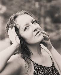 Мой случайный dump декабря и поздравления Ваам. Решила удивиться и не  писать в куранты!) уиииии Желаю всем с улыбкой и лёгкостью закончить год.  Верить в лучшее. Верить себе. Слышать себя. Выбирать себя.