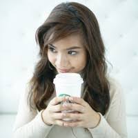 Cecilia Armas's Instagram, Twitter & Facebook