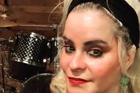 Fundraiser by John Petri : Awesome Erin needs our help.