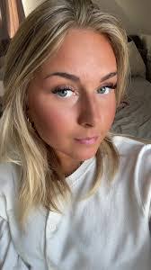 Josie Olsen's Instagram, Twitter & Facebook