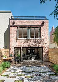 Une Maison En Briques Rouges A Brooklyn Planete Deco A Homes World En 2020 Maison En Brique Brique Rouge Facade Maison