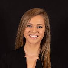 Lindsay Searcy's Instagram, Twitter & Facebook