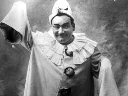 Caruso is certainly very accurately described as the first superstar of the gramophone and the quality the his voice retained through the relatively primitive recording techniques. Enrico Caruso And Confessions Of An Operaholic Npr
