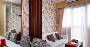 Dapur, ruang tamu, kamar tidur dan kamar mandi adalah sebagian ruangan dalam hunian yang kerap menjadi fokus utama pemilik rumah. 40 Desain Ruang Tamu Kecil Mungil Sisi Rumah Minimalis