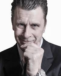 Stan Middleton's Instagram, Twitter & Facebook