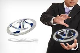 ) è un'opera di richard wagner nota anche con il titolo il vascello fantasma. Toupie Volante Mystery Ufo Groupon Shopping