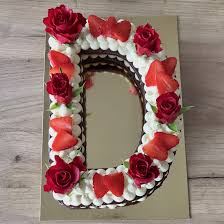 Letter Cake Fait Pour L Anniversaire D Une Copine Sur Le Meme Principe Que Le Number Cake Il Est Compo Ganache Chocolat Noir Ganache Au Chocolat Chocolat Noir
