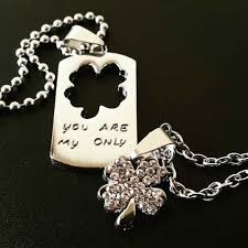 El reto es el mismo, veamos si puedes lograr la cadena hot anterior es más que nada para. Upotpuniti Dopuna Sator Opasnost Cadenas Para Parejas Enamoradas Thehoneyscript Com