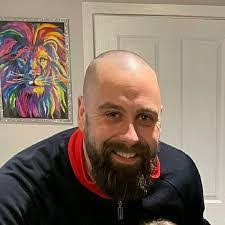 Lee Charnock's Instagram, Twitter & Facebook