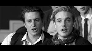 Hegyi barbara, márkus luca, antóci dorottya, kern andrás, rudolf péter és vörös róbert munkáját is díjjal ismerték el. A Pal Utcai Fiuk Mi Vagyunk A Grund Hivatalos Videoklip Youtube