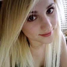 Abigail Lewis's Instagram, Twitter & Facebook