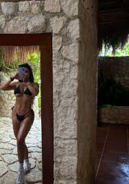 Rouse__hallberg Cam Model: Free Live Sex Show & Chat | Stripchat