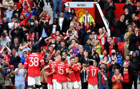 Manchester united is one of the most widely supported football clubs in the world, and has rivalries with liverpool, manchester city, arsenal and leeds united. Fdcr D2t Lj00m